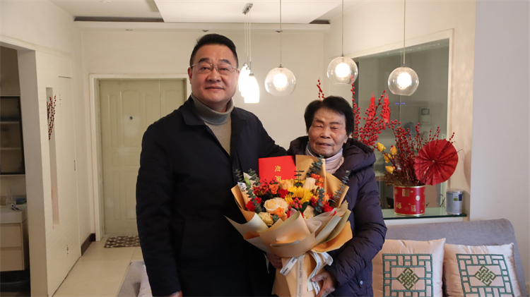 1737105362940410.jpg IMG_8318.jpg